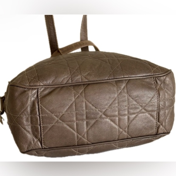 DIOR ❤️❤️ SHOULDER BAG - Picture 7 of 11